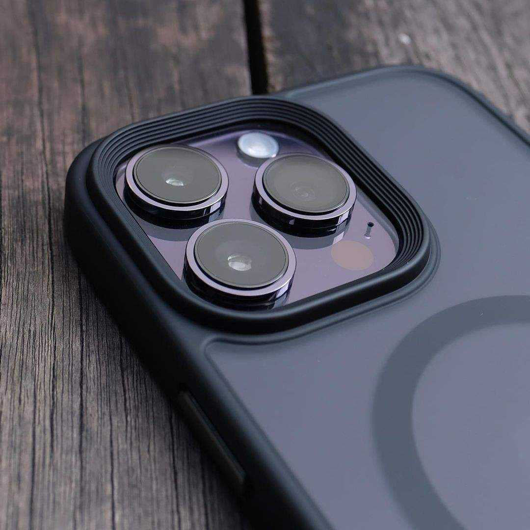 Matte MagSafe iPhone Hülle