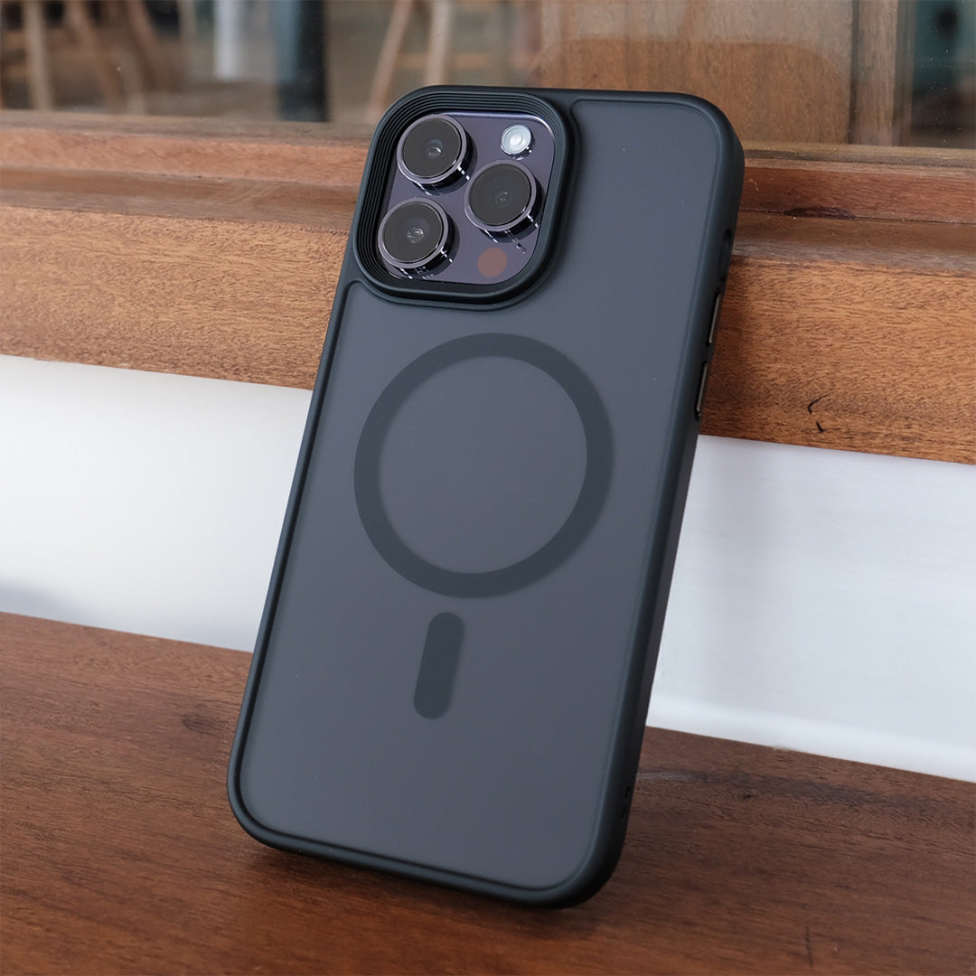 Matte MagSafe iPhone Hülle